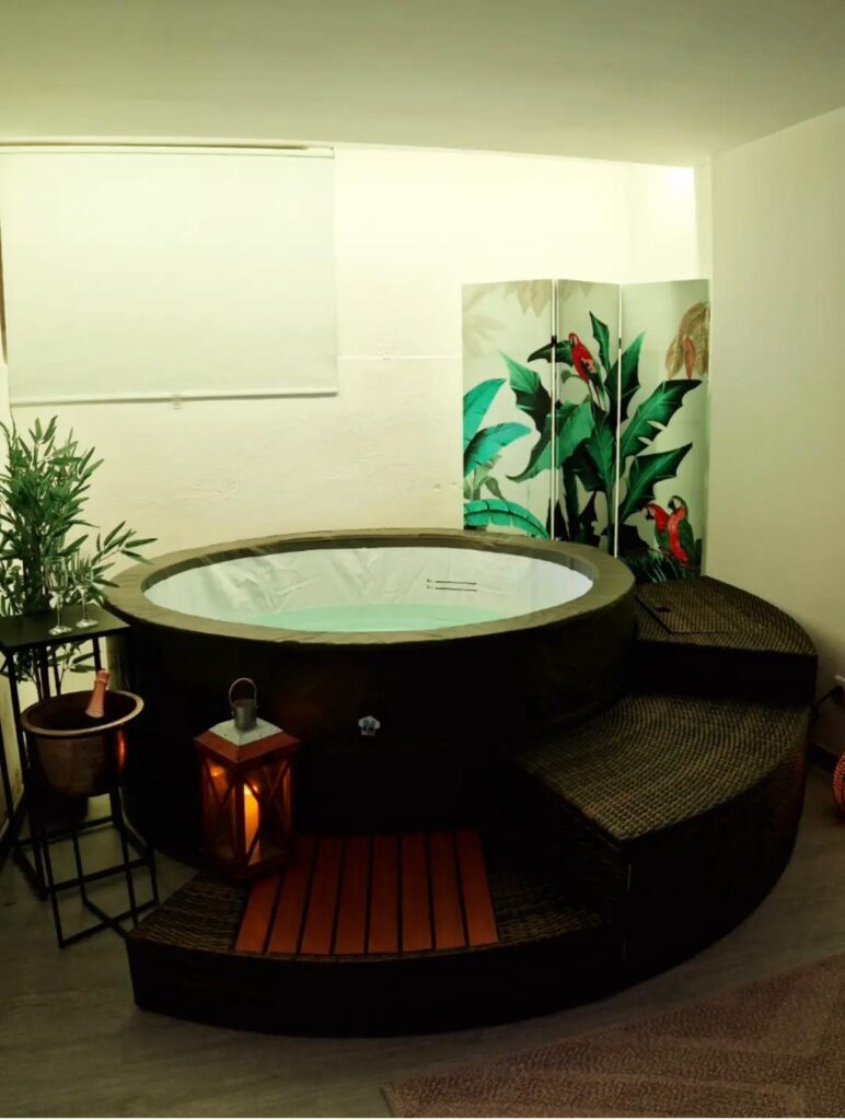 In Natura Massagens Eroticas Oeiras Jacuzzi